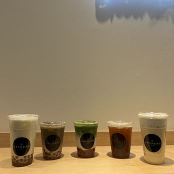 Gathers Tea Bar - Longan jasmine honey milk tea, hojicha latte,strawberry matcha latte, mango green tea - Bubble Tea Near Me - Chicago, Illinois Gathers Tea Bar - Longan jasmine honey milk tea, hojicha latte,strawberry matcha latte, mango green tea - Bubble Tea Near Me - Chicago, Illinois