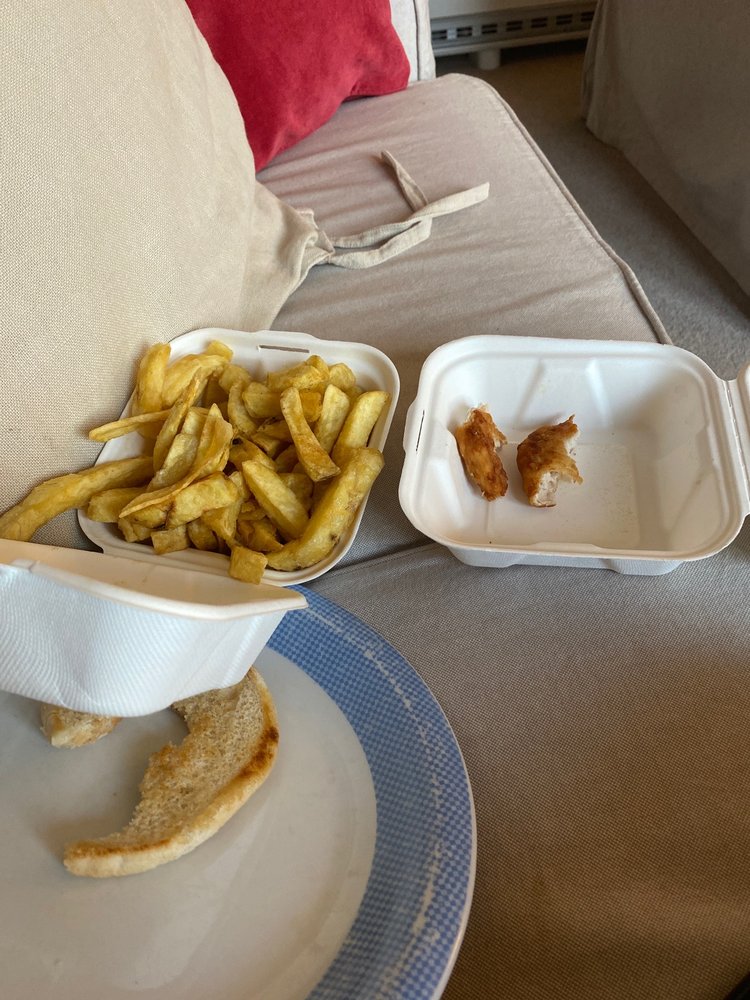 THE HAPPY HAGGIS Updated June 2024 45 Grampian Road, Aviemore