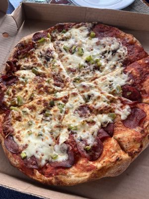 Tom's Pizza by null