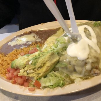 El Paraiso Restaurant  - Mexican Near Me - Elgin, Illinois