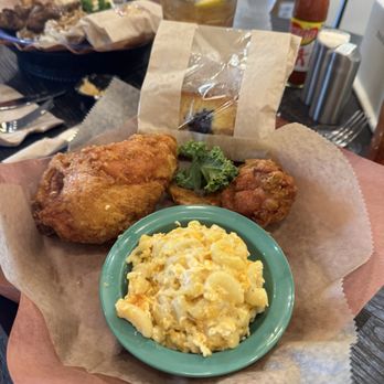 Geneva's Famous Chicken and Cornbread - Southern Near Me - Savannah, Georgia