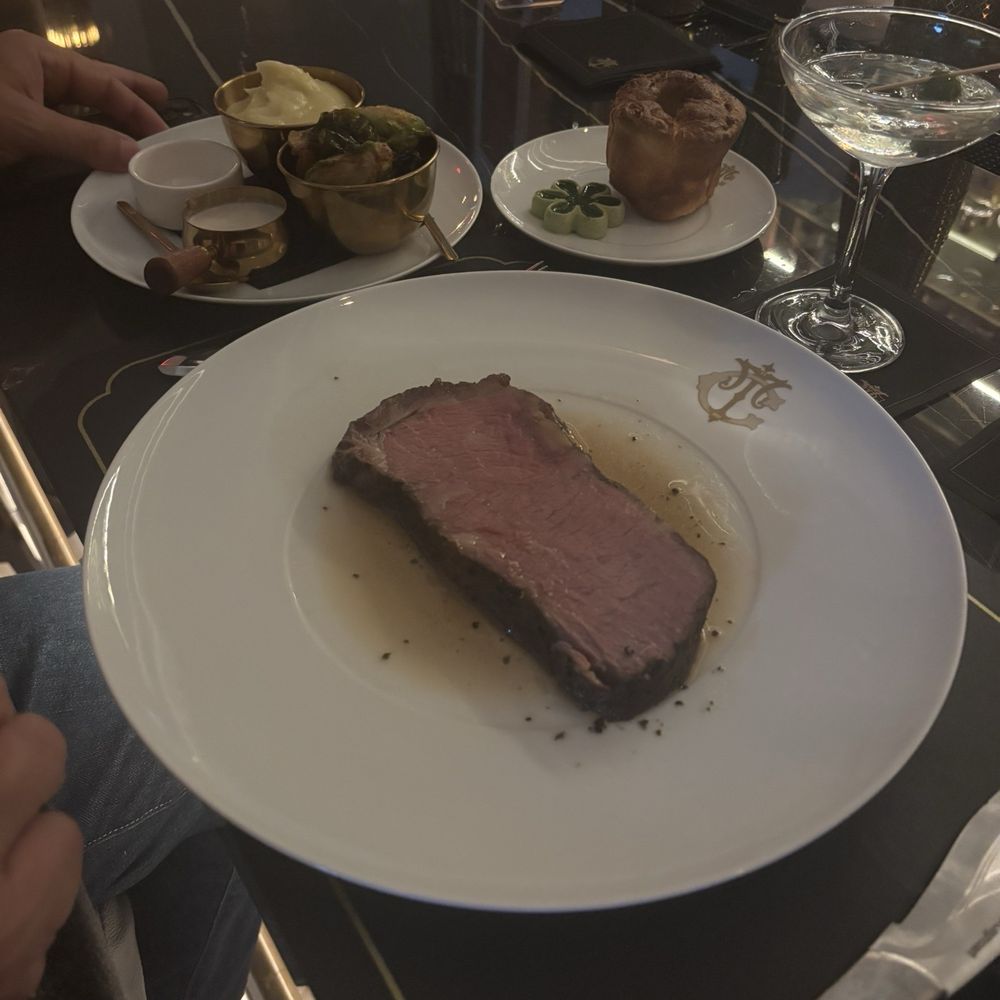 Turner's Cut - Prime rib special - Cocktail Bars Near Me - Houston, Texas