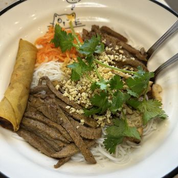Pho Table - Combination Vermicelli Bowl - Vietnamese Near Me - Brooklyn, New York