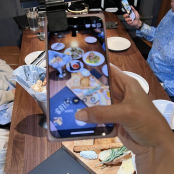 SAINT - Updated March 2025 - 210 Photos & 64 Reviews - 44 Avenida ...