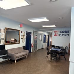 Zoni Language Centers - Bar area