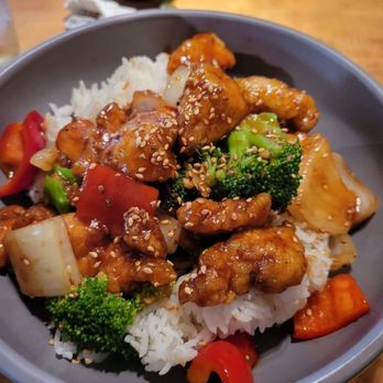 P.F. Chang's - Sesame Chicken Lunch Portion - Chinese Near Me - Clearwater, Florida