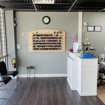 Lily Nail Spa - Nail Salons Near Me - Levittown, Pennsylvania