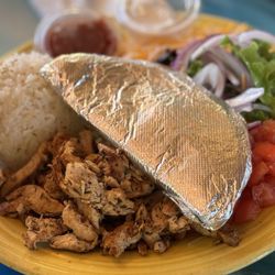 Mama Kwan's Tiki Bar & Grill - Jerk chicken soft tacos