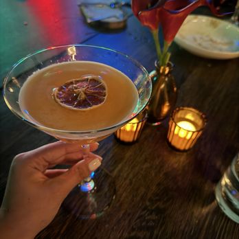 L'Avenue - Cocktail Bars Near Me - Glendale, California