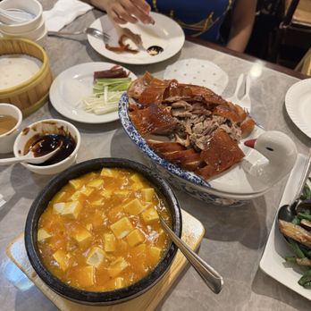 Boiling BeiJing - 石锅蟹粉豆腐Tofu ，Crab Meat，Crab Roe in Stone pot - Chinese Near Me - San Bruno, California