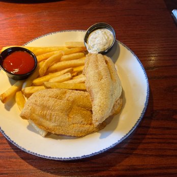 Red Lobster - Fried catfish - Seafood Near Me - Hickory, North Carolina