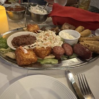 El Novillo Restaurant - Mixed appetizer platter (medium) - Latin American Near Me - Miami, Florida El Novillo Restaurant - Mixed appetizer platter (medium) - Latin American Near Me - Miami, Florida