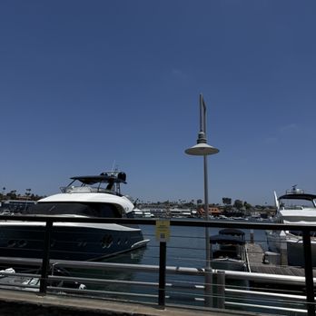 HanaHaus - Shared Office Spaces Near Me - Newport Beach, California HanaHaus - Shared Office Spaces Near Me - Newport Beach, California