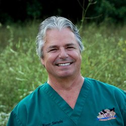Dells Animal Hospital - Dr. Roger Sarazin