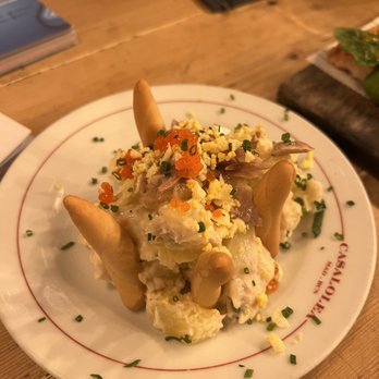 Casa Lolea - Ensalada Rusa - Tapas Bars Near Me - Barcelona, B