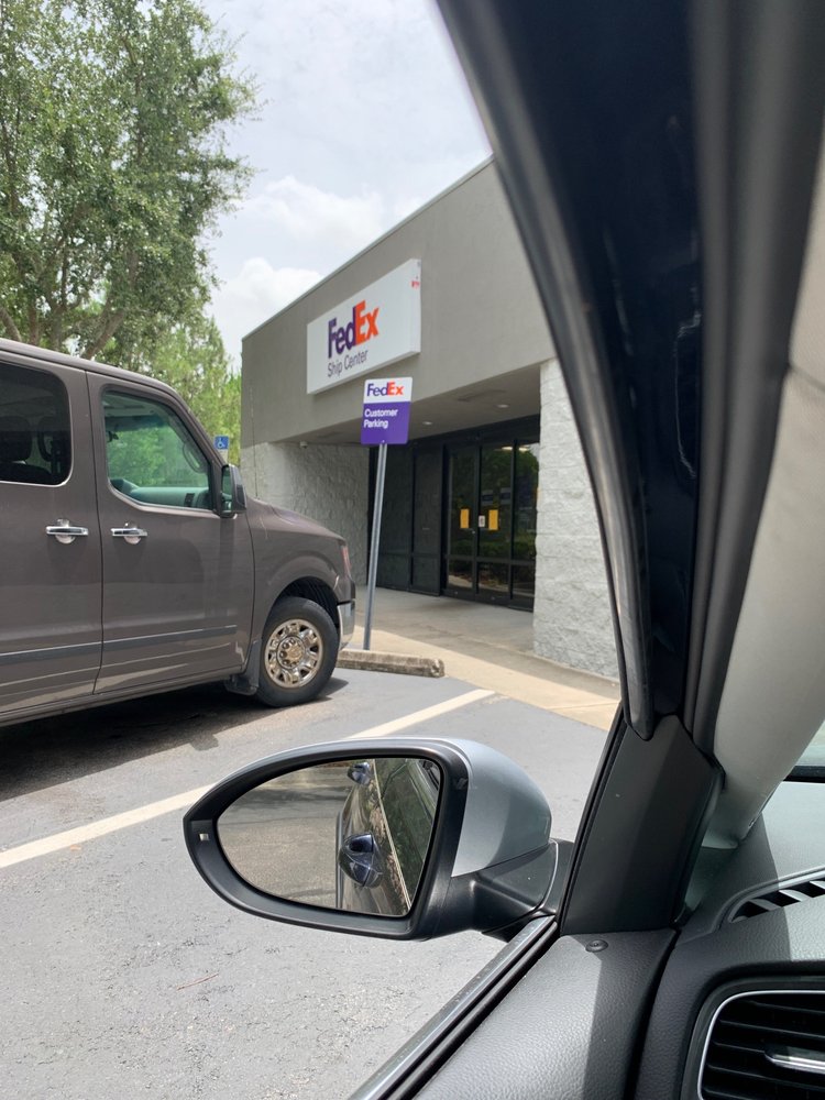 FEDEX SHIP CENTER Updated June 2024 15 Reviews 7490 Commonwealth