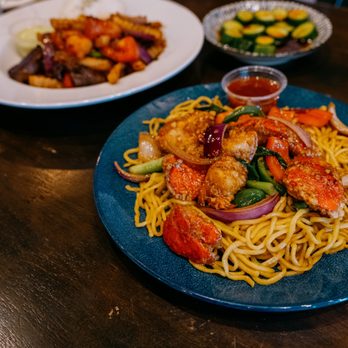 OMELI Kitchen - Lobster garlic noodle! - Vietnamese Near Me - Fullerton, California