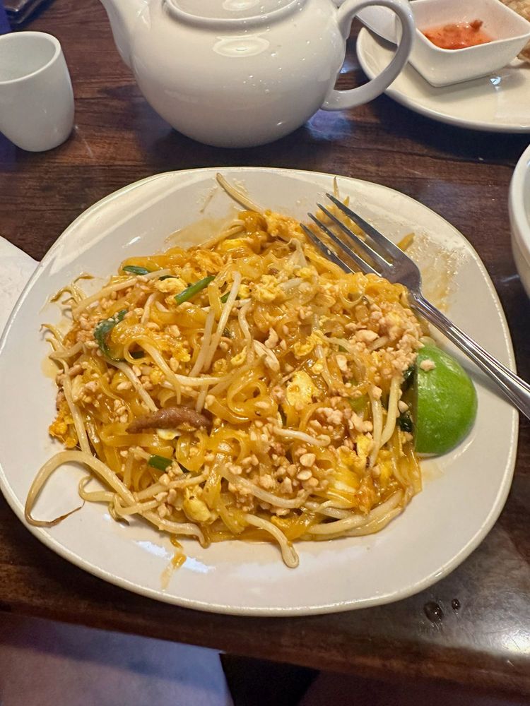 Food from K & L Asian Restaurant