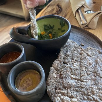 Colita - Guacamole - New American Near Me - Minneapolis, Minnesota