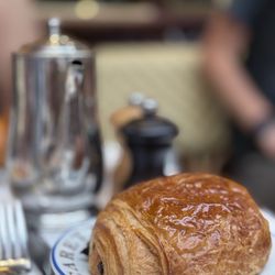 Carette - Chocolate croissant