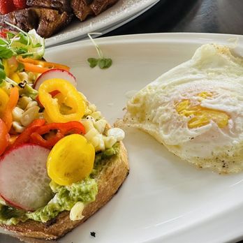 Cafe Le Reve - Avocado toast with a side of over easy egg - Breakfast & Brunch Near Me - Riverside, California
