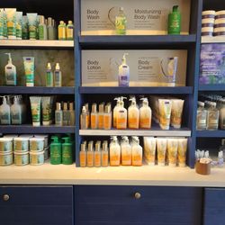 Bath & Body Works
