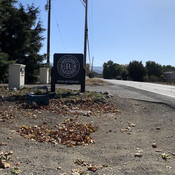 Rideau Vineyard - Wine Tasting Room Near Me - Solvang, California
