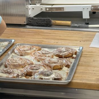 Papi’s Ohana - The cinnamon rolls  Get more than one and they heat up well the next day! - Pizza Near Me - Lahaina, Hawaii