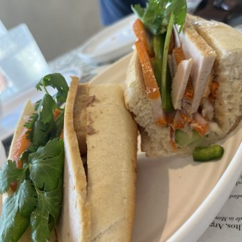 An Di Dzo - My fave, The Classic Bahn Mi, satisfies my craving all the time! - Vietnamese Near Me - Honolulu, Hawaii An Di Dzo - My fave, The Classic Bahn Mi, satisfies my craving all the time! - Vietnamese Near Me - Honolulu, Hawaii