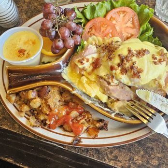 Brigs at the Crossing - Club Benedict - Breakfast & Brunch Near Me - Cary, North Carolina