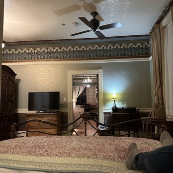 Beaumont Hotel & Spa - Hotels Near Me - Ouray, Colorado Beaumont Hotel & Spa - Hotels Near Me - Ouray, Colorado