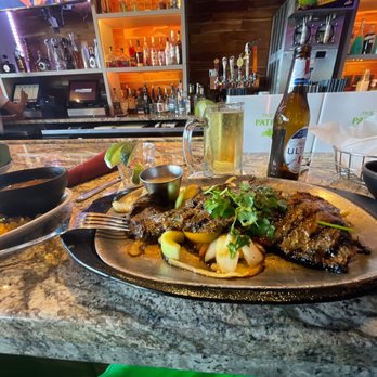Guapo's Cocina & Bar - Carne asada and a bev - Mexican Near Me - Gaithersburg, Maryland