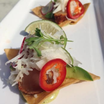 Earls Kitchen + Bar - Tuna tostada - Canadian (New) Near Me - Calgary, Alberta Earls Kitchen + Bar - Tuna tostada - Canadian (New) Near Me - Calgary, Alberta