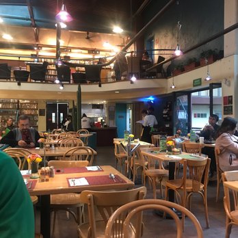 El Péndulo - Bookstores Near Me - Ciudad de México, DIF