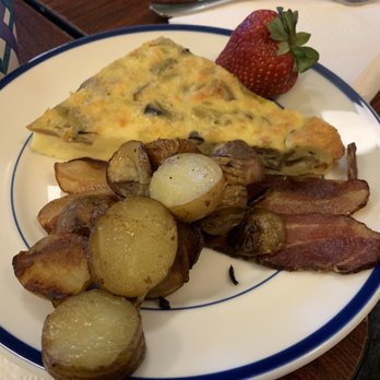 Zudy's Cafe - Mushroom frittata with bacon ans potatoes - Internet Cafes Near Me - Seward, Alaska