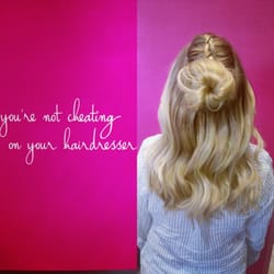 Blo Blow Dry Bar