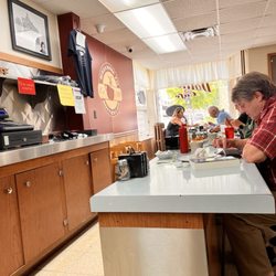 Dottie's Cafe