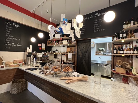 Amélie Café and Wine Bar by null