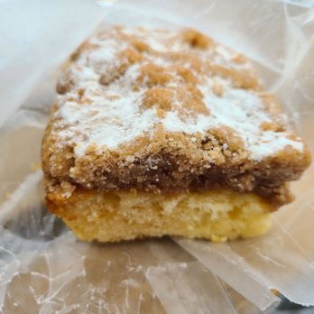 Victus Coffee - Cinnamon coffee cake - Coffee & Tea Near Me - Hartford, Connecticut