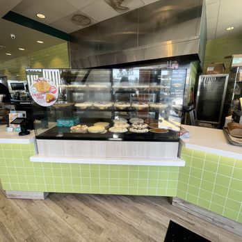 Polly's Pies - Bakeries Near Me - Huntington Beach, California Polly's Pies - Bakeries Near Me - Huntington Beach, California