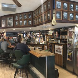 Charlie's Bar
