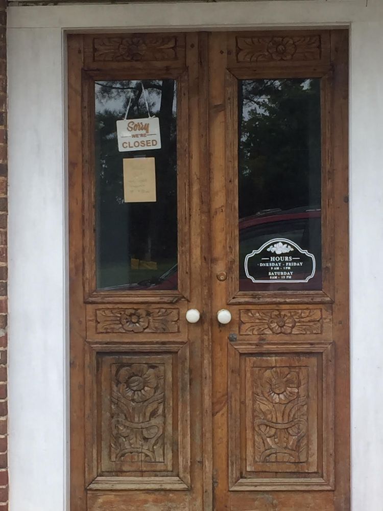 Dogwood and Magnolia Bakery