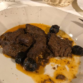 Tenuta Torciano - Look at the oil!  The meat was drenched in oil. Yuk - Wineries Near Me - San Gimignano, SI