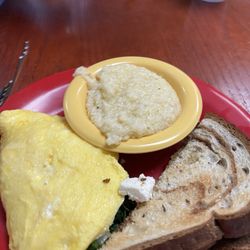Norma D's Kitchen - Norma D's country omelet with grits toast