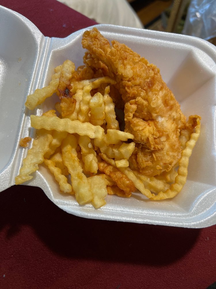 RAISING CANE’S CHICKEN FINGERS 20 Reviews 551 Keene Centre Dr, Nicholasville, Kentucky