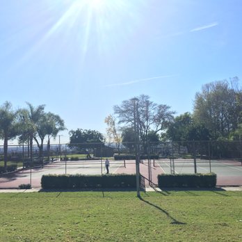 Sunnyslopes Park - Two tennis courts seen above the hill. - Parks Near Me - Monterey Park, California Sunnyslopes Park - Two tennis courts seen above the hill. - Parks Near Me - Monterey Park, California