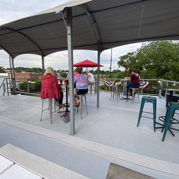 Little Richard's Barbeque - Top floor of the outdoor dining - Barbeque Near Me - Clemmons, North Carolina Little Richard's Barbeque - Top floor of the outdoor dining - Barbeque Near Me - Clemmons, North Carolina