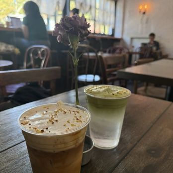 Dialogue Coffee & Flowers - Drinks - Coffee & Tea Near Me - New York, New York Dialogue Coffee & Flowers - Drinks - Coffee & Tea Near Me - New York, New York