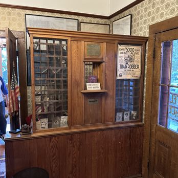 Big Nose Winery - Wine Tasting Room Near Me - Temecula, California