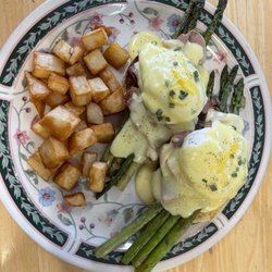 Natty Cakes Confectionery & Bakeshop - Excellent breakfast